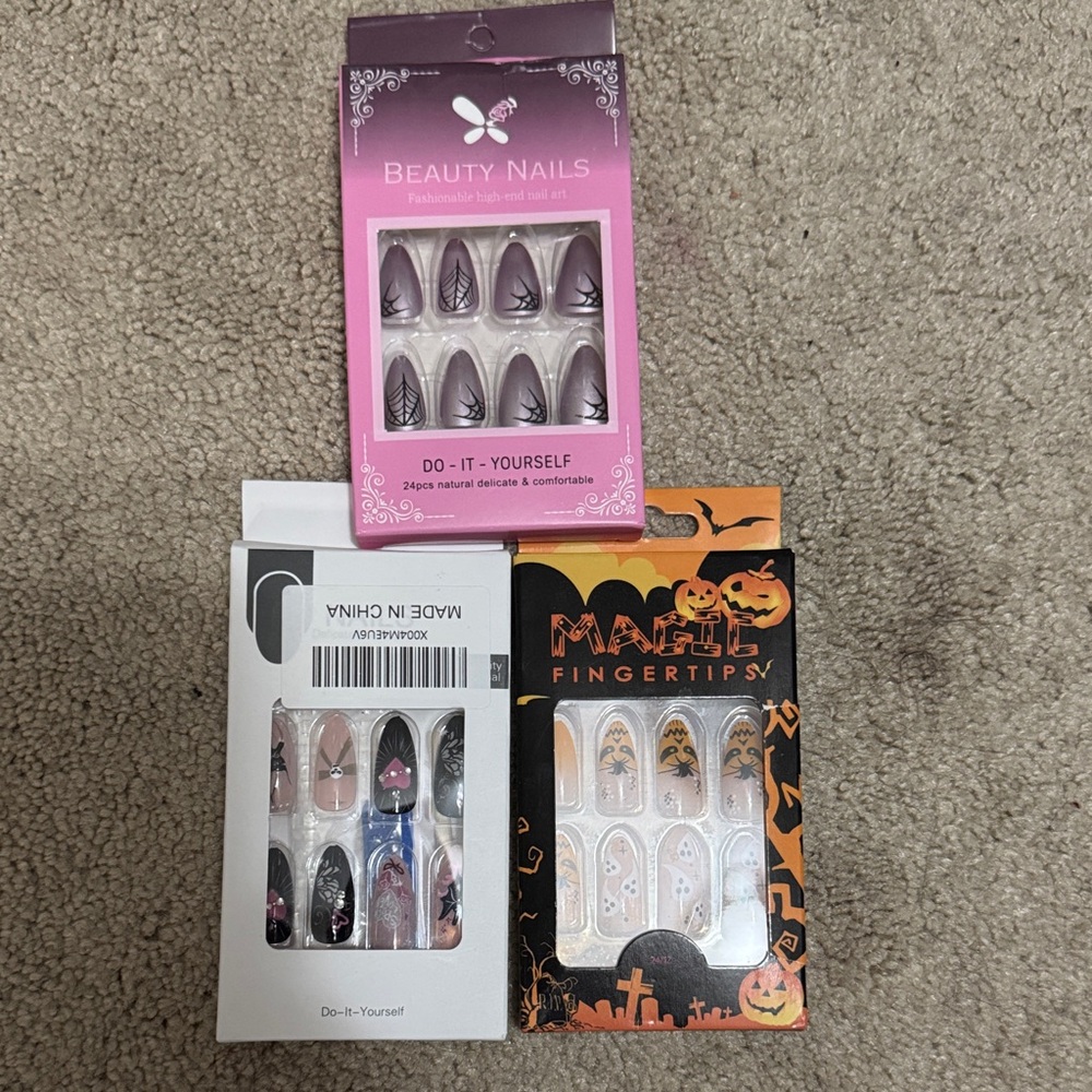 3 Halloween Press on Nails set